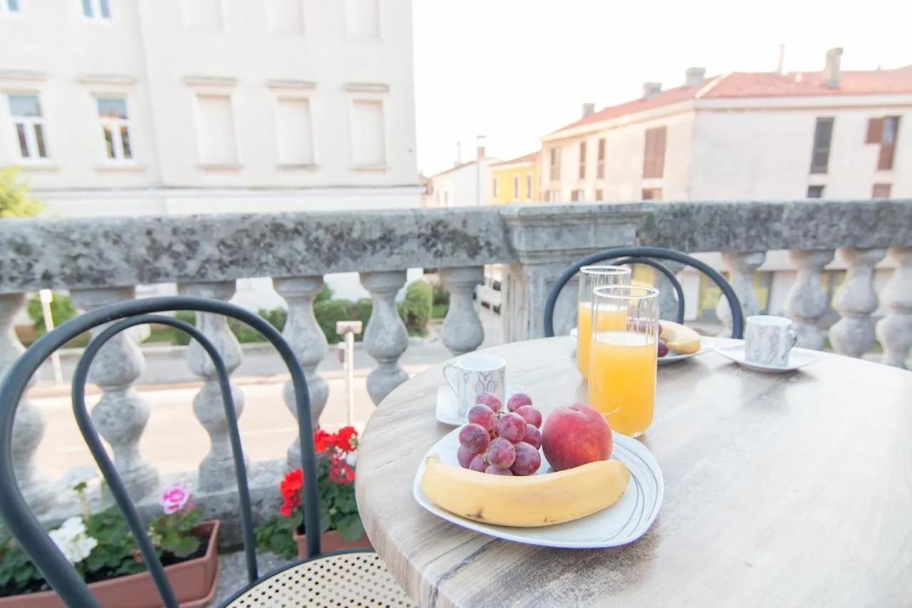 Lägenhet Apartman Giove Pula